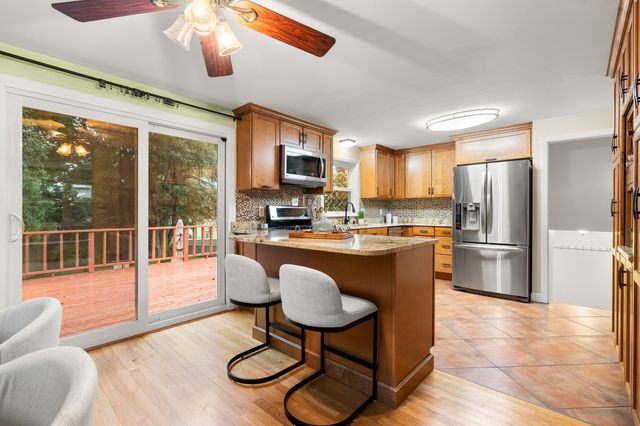 28 Prospect Ave, Arlington, MA 02476