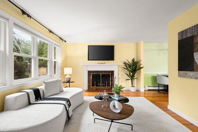 28 Prospect Ave, Arlington, MA 02476