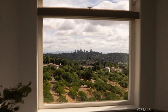 3851 Cazador Street, Los Angeles, CA 90065