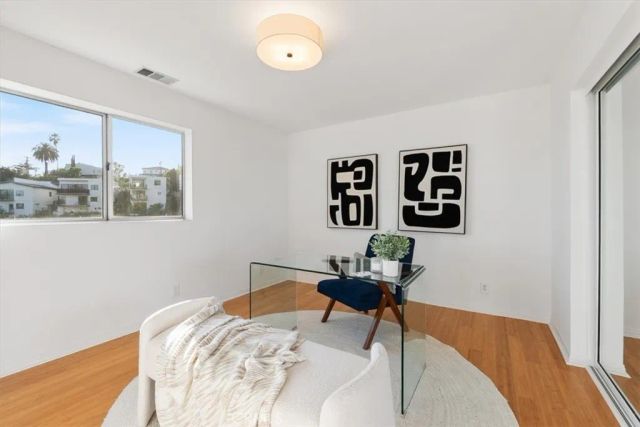 3851 Cazador Street, Los Angeles, CA 90065