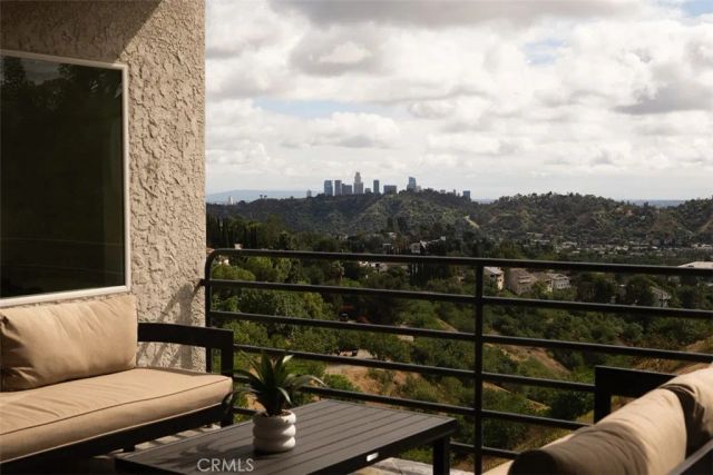 3851 Cazador Street, Los Angeles, CA 90065