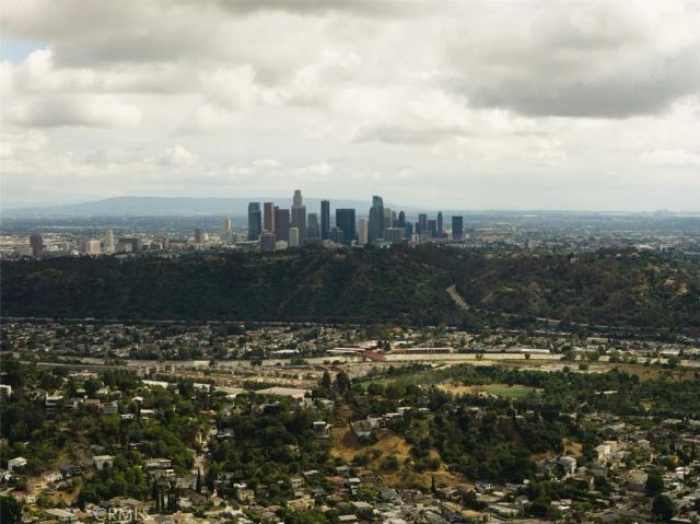 3851 Cazador Street, Los Angeles, CA 90065