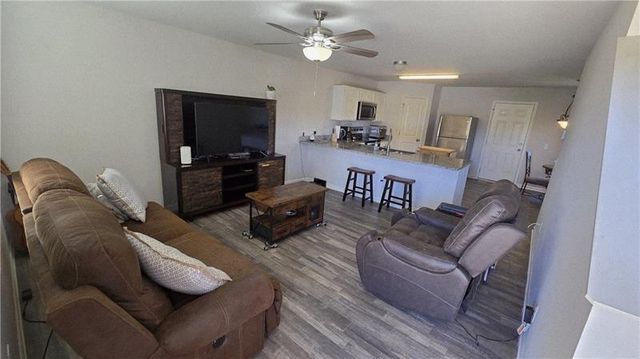 25 Oxford Lane, Kingston, GA 30145