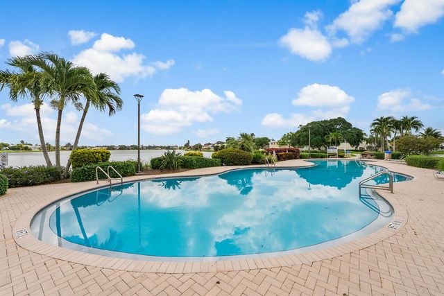 3120 Cape Circle, Margate, FL 33063