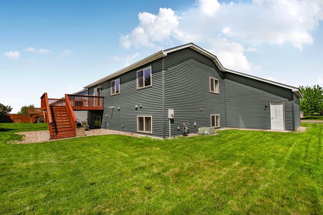 1513 Killdeer Avenue, Sartell, MN 56377