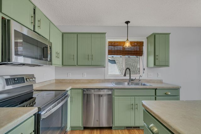 1513 Killdeer Avenue, Sartell, MN 56377