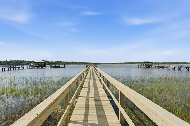 1277 Hermit Crab Way, Mount Pleasant, SC 29466