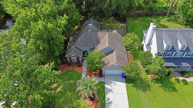 1277 Hermit Crab Way, Mount Pleasant, SC 29466