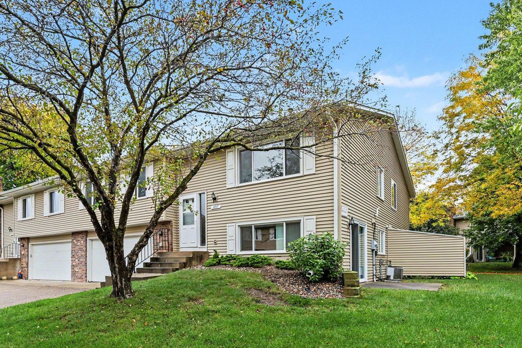 4647 Penkwe Way, Eagan, MN 55122 — photo 3
