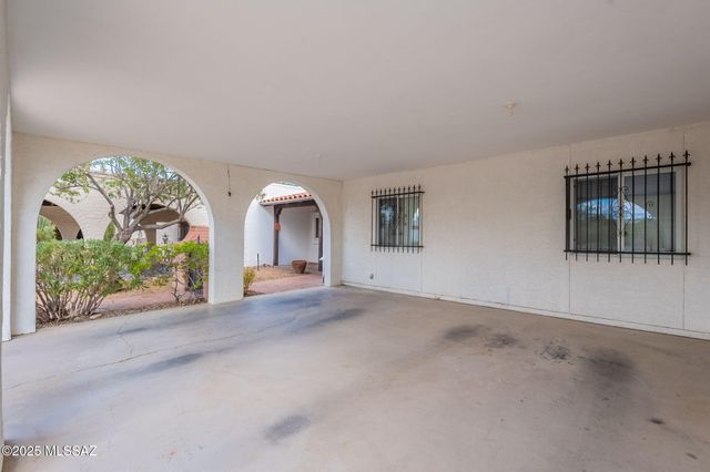 641 S Los Diamantes, Green Valley, AZ 85614