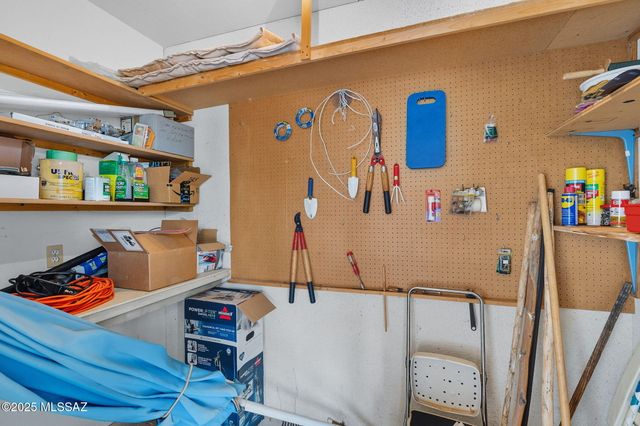 641 S Los Diamantes, Green Valley, AZ 85614