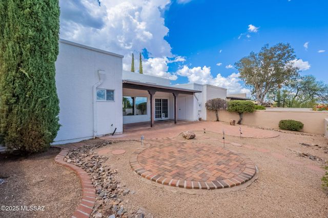 641 S Los Diamantes, Green Valley, AZ 85614