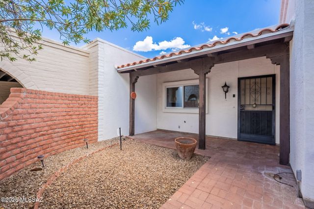 641 S Los Diamantes, Green Valley, AZ 85614