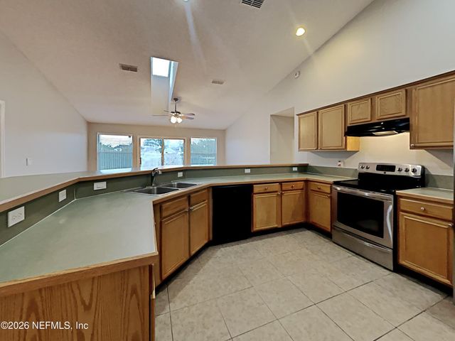 2989 GOLDEN POND Boulevard, Orange Park, FL 32073