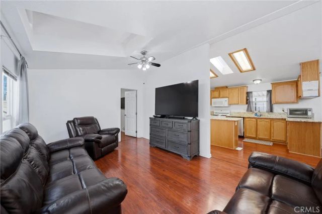 17225 Valley 69W, Fontana, CA 92335