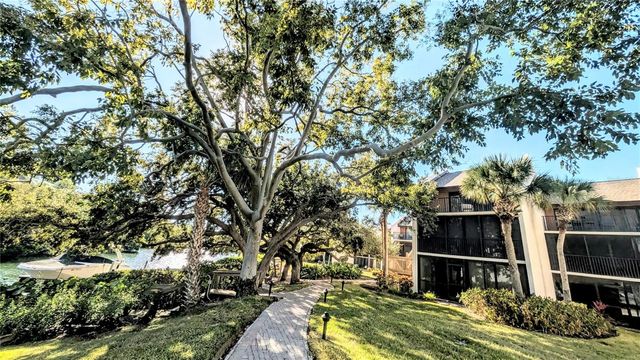 6327 MIDNIGHT PASS RD ROAD 999, Sarasota, FL 34242