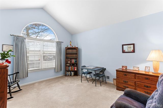 36218 Abbey Drive, Westland, MI 48185