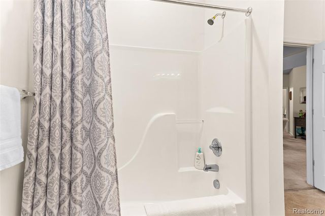 36218 Abbey Drive, Westland, MI 48185