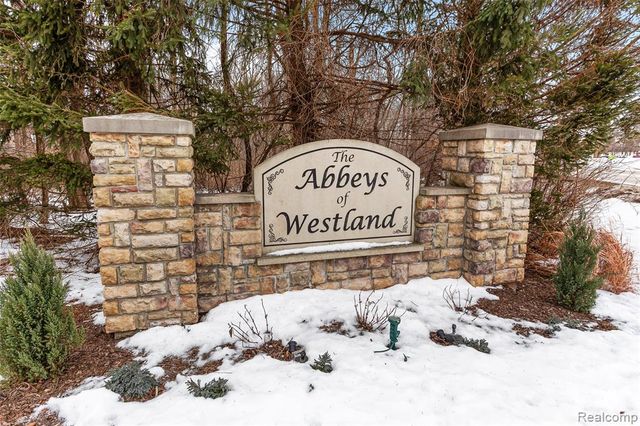 36218 Abbey Drive, Westland, MI 48185