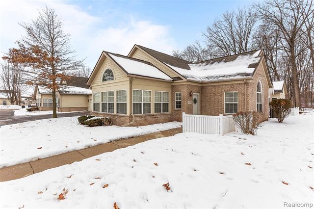 36218 Abbey Drive, Westland, MI 48185