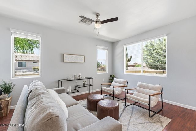 10134 S Azure Surrey Drive, Vail, AZ 85641