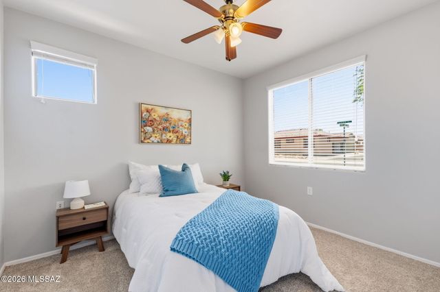 10134 S Azure Surrey Drive, Vail, AZ 85641