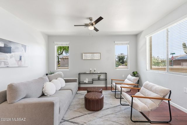 10134 S Azure Surrey Drive, Vail, AZ 85641