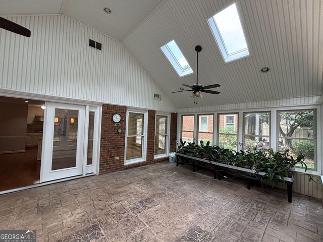 640 Brickleberry Court, Roswell, GA 30075