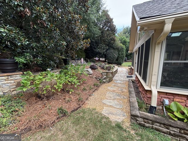 640 Brickleberry Court, Roswell, GA 30075