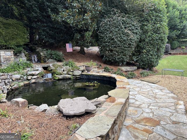 640 Brickleberry Court, Roswell, GA 30075