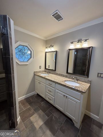 640 Brickleberry Court, Roswell, GA 30075