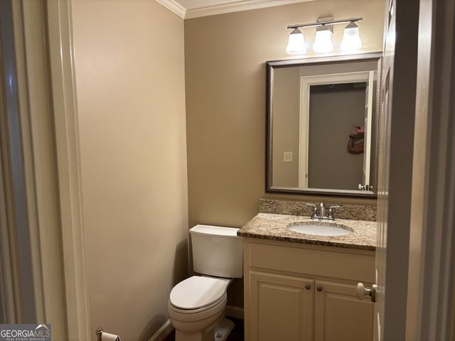 640 Brickleberry Court, Roswell, GA 30075