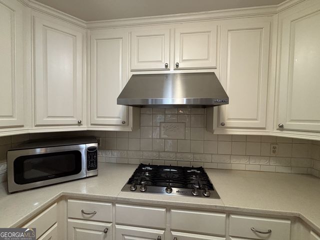 640 Brickleberry Court, Roswell, GA 30075