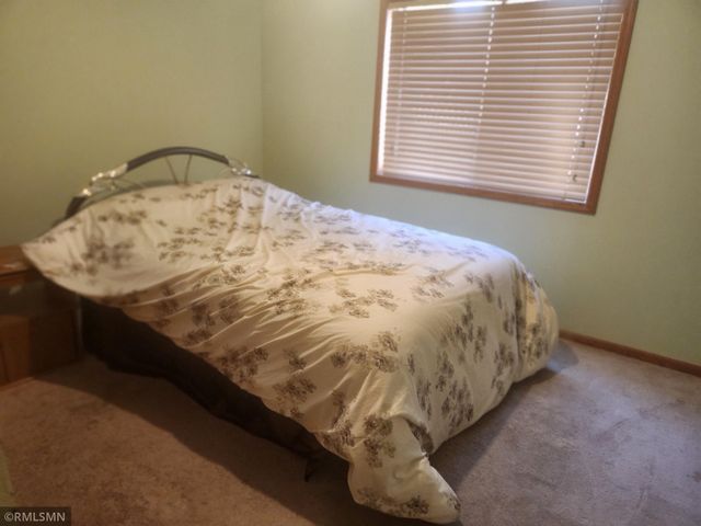 883 3rd Street E, Saint Paul, MN 55106