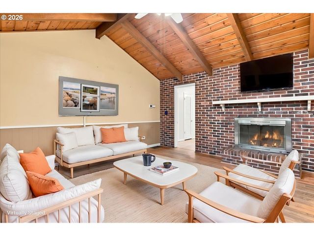 4510 WILLAMETTE Dr, Vancouver, WA 98661