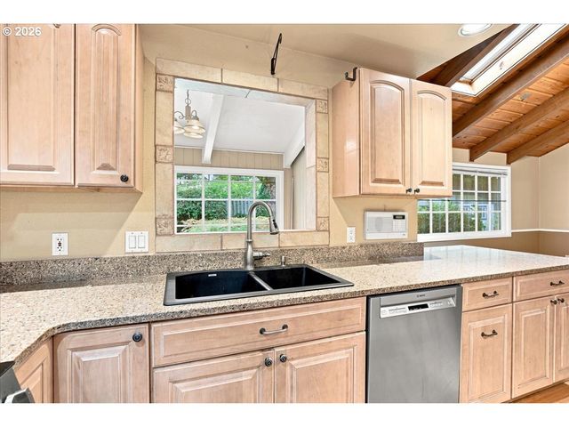 4510 WILLAMETTE Dr, Vancouver, WA 98661