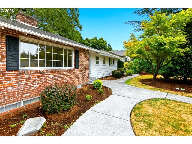 4510 WILLAMETTE Dr, Vancouver, WA 98661