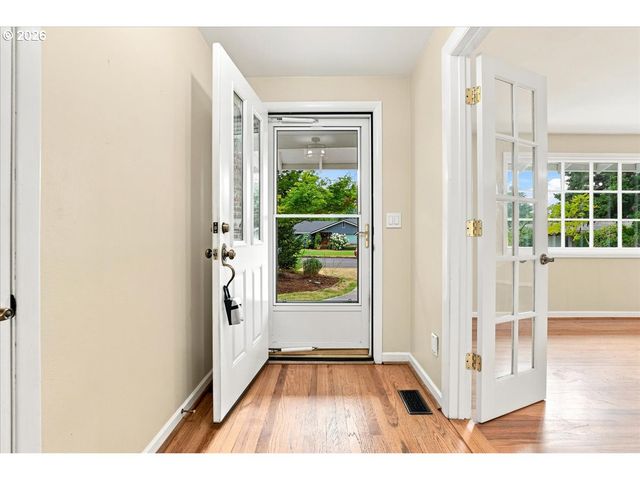 4510 WILLAMETTE Dr, Vancouver, WA 98661