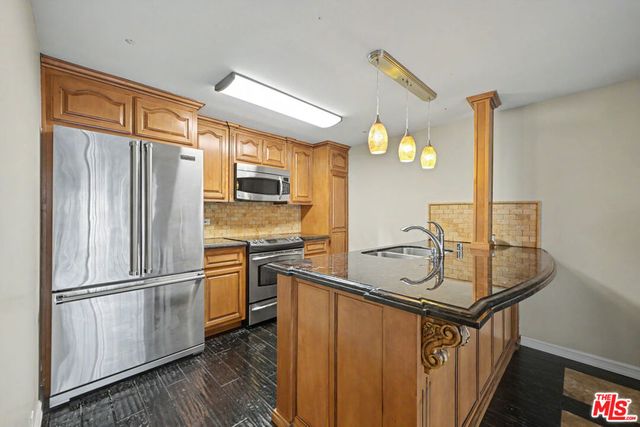 10535 Wilshire Boulevard 510, Los Angeles, CA 90024