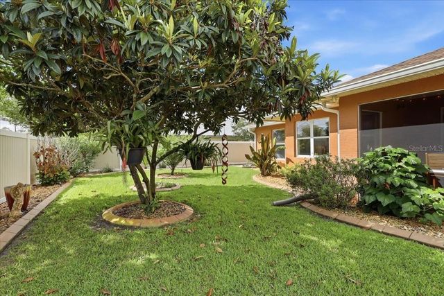 5 Zorlou Ct, Palm Coast, FL 32164