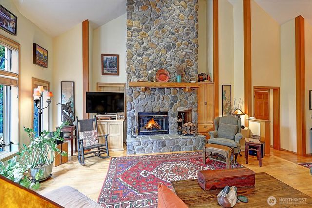 1951 Journeys End Lane, Camano Island, WA 98282