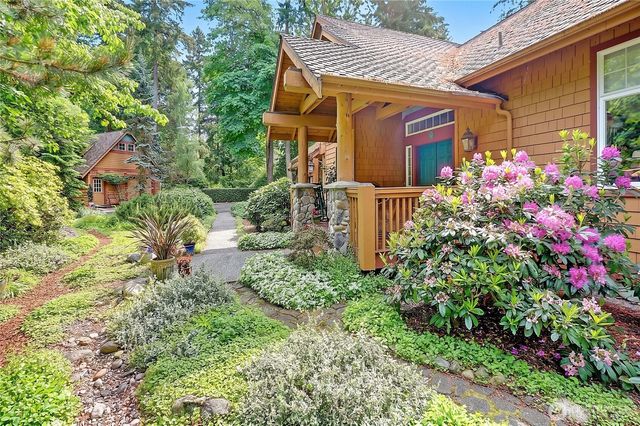 1951 Journeys End Lane, Camano Island, WA 98282
