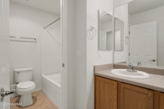 10912 E Midnight Moon Lane, Tucson, AZ 85747