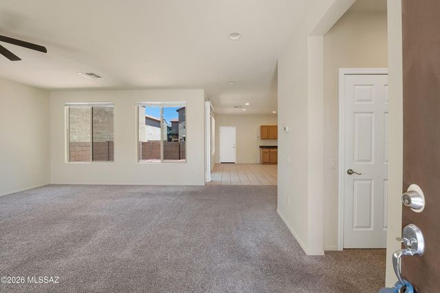 10912 E Midnight Moon Lane, Tucson, AZ 85747