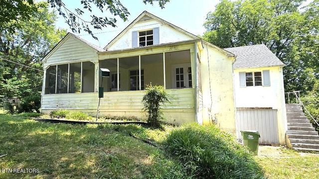 1132 Franklin Drive, Maryville, TN 37801