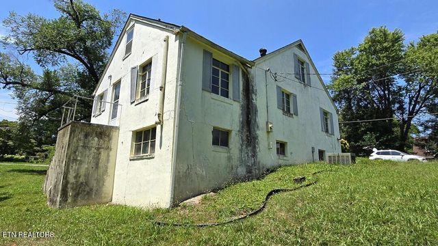 1132 Franklin Drive, Maryville, TN 37801