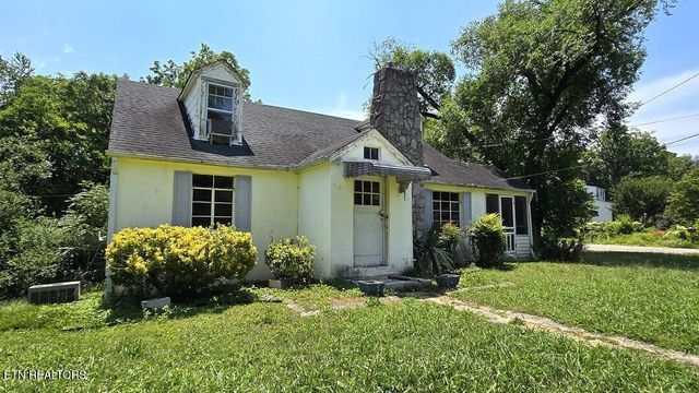 1132 Franklin Drive, Maryville, TN 37801