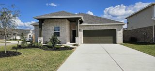 8442 Bay Oaks Drive, Baytown, TX 77523