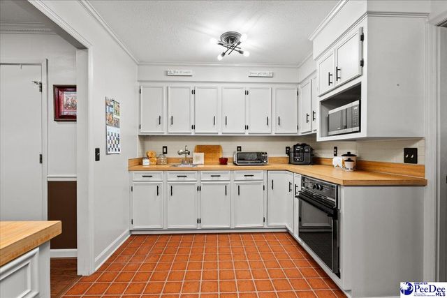 511 Wilmar Ave, Hartsville, SC 29550