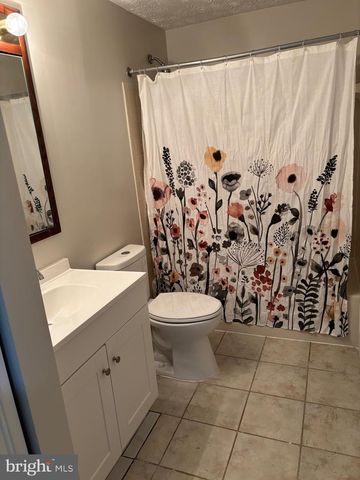 2815 NOMAD CT E, Bowie, MD 20716
